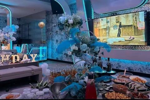 资阳KTV最新招聘穿自己衣服上班间